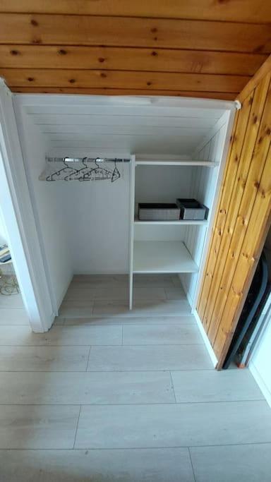 Comodo, Pratico E Tranquillo Arona Exterior foto